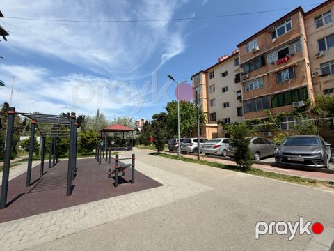 Satılır 2 otaqlı köhnə tikili 40 m² — Bakı