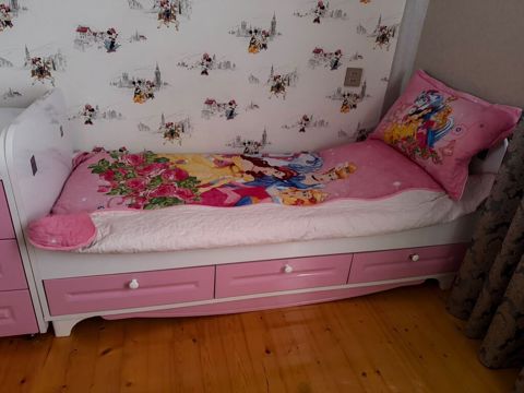 Kravat 80 azn satilir ortapedik matrasi var yeni alinib altina — Min bir xirdavat dunyasi — Мебель