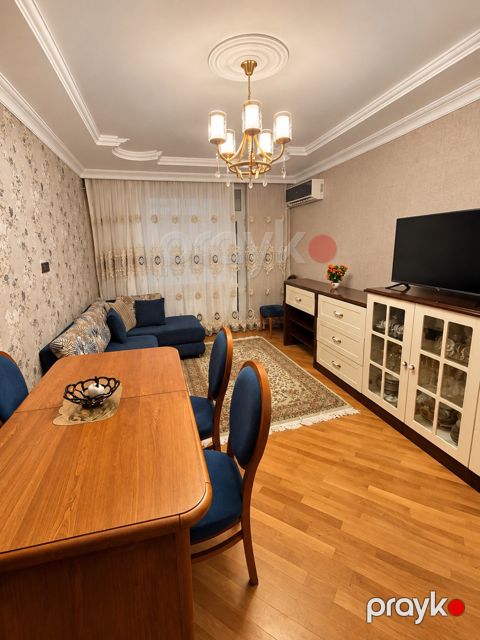 Satılır 3 otaqlı köhnə tikili 80 m² — Bakı