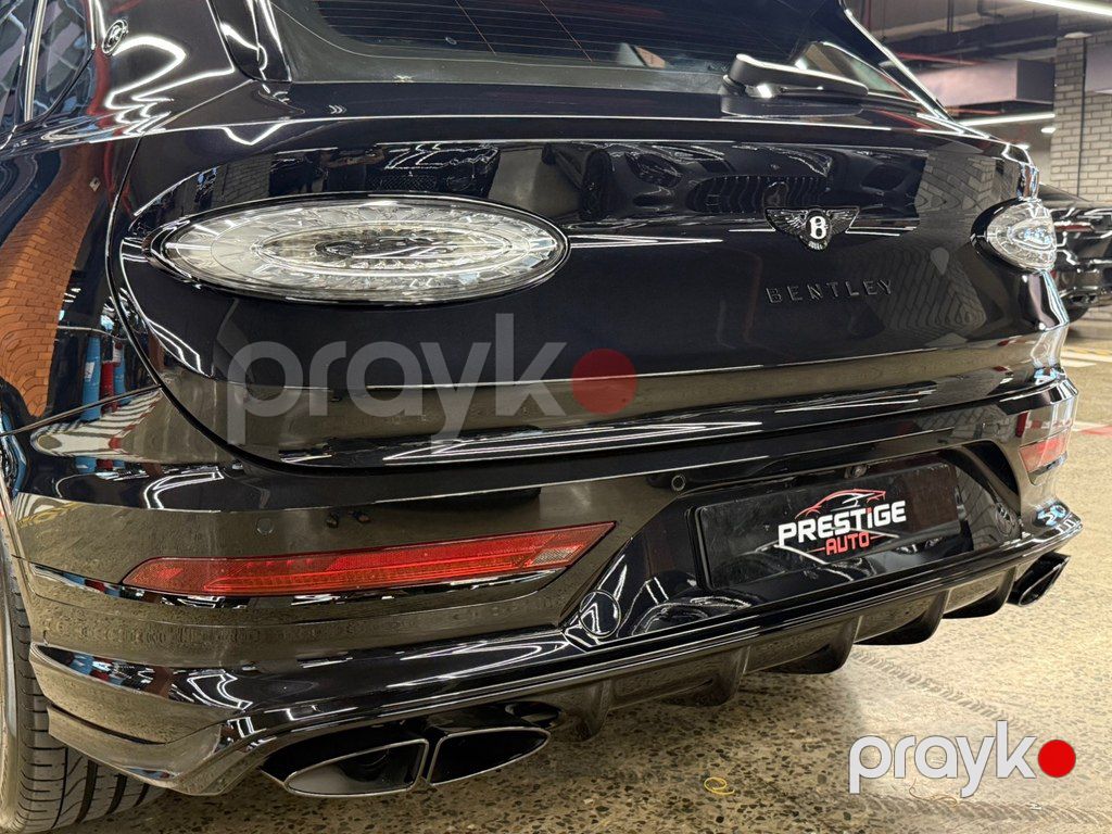 Bentley Bentayga, 4.0 L, 2023 il, 10 000 km — Avtomobillər, Bakı (9)