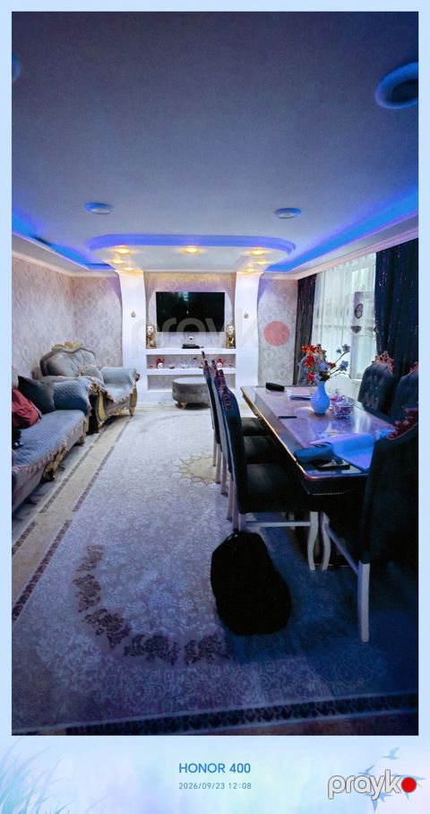 Satılır 4 otaqlı həyət evi/bağ evi 180 m² — Bakı