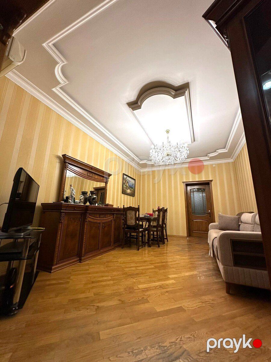 Satılır 2 otaqlı köhnə tikili 60 m² — Mənzil, Bakı (3)