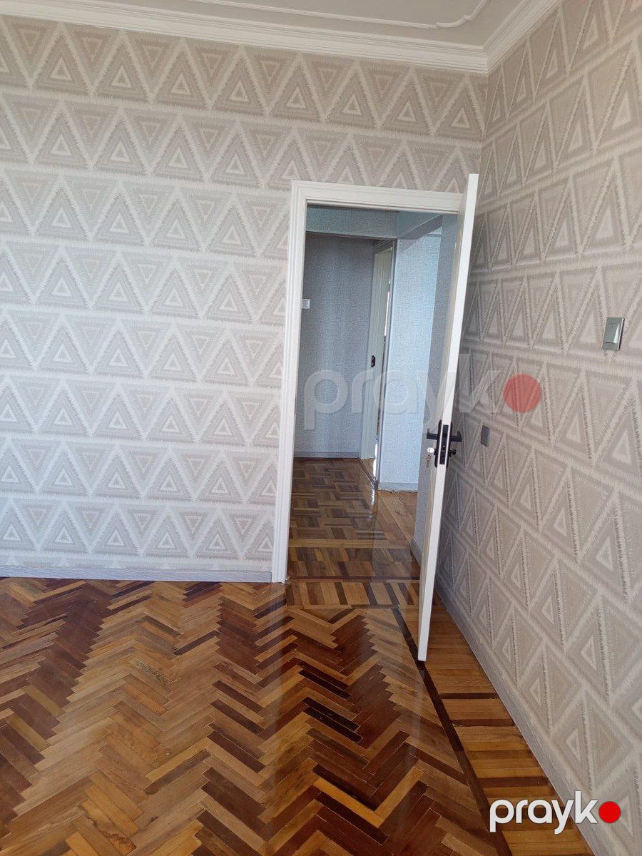 Satılır 3 otaqlı köhnə tikili 100 m² — Mənzil, Bakı (3)