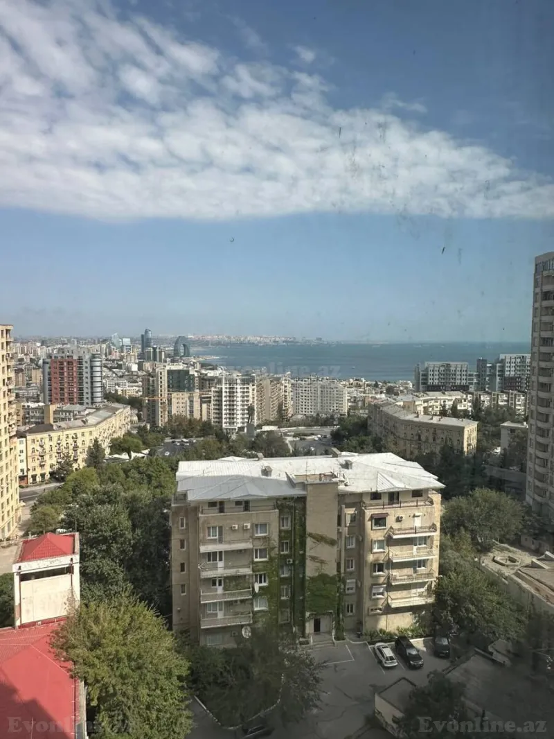 Satılır 4 otaqlı Mənzil Yeni tikili 216 m² Bakı, Yasamal r., Elmlər Akademiyası m — Mənzil, Bakı (4)