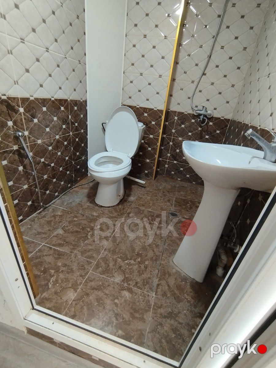 Satılır 2 otaqlı köhnə tikili 65 m² — Mənzil, Bakı (12)