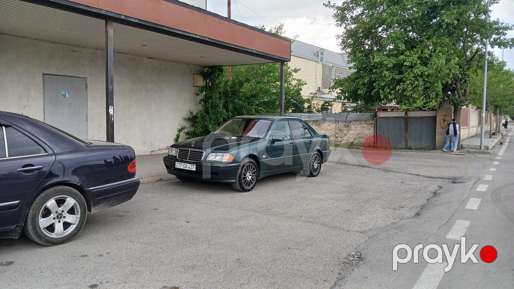 Mercedes C 240, 2.4 L, 2000 il, 405 771 km — Avtomobillər, Bakı (3)