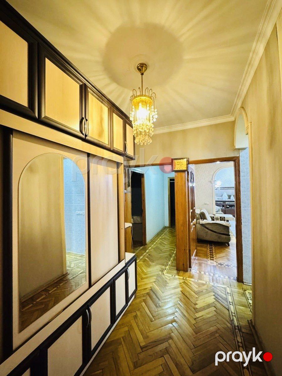 Satılır 5 otaqlı köhnə tikili 125 m² — Mənzil, Bakı (7)