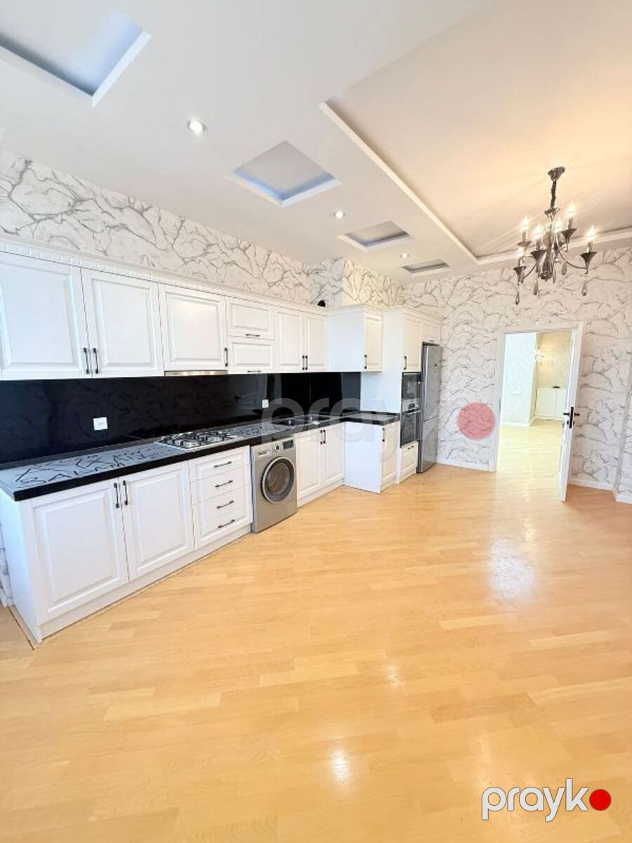 Satılır 4 otaqlı yeni tikili 190 m² — Mənzil, Bakı (10)