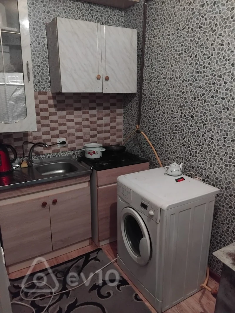 2 otaqlı həyət evi, 30 m², Nəsimi rayonu Ceyhun Səlimov küçəsi — kirayə — Bakı