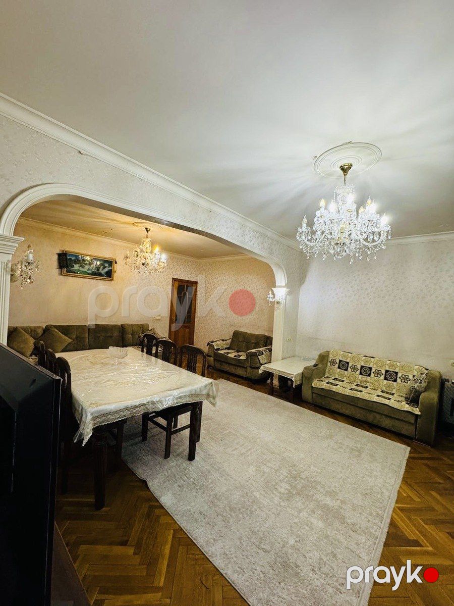 Satılır 5 otaqlı köhnə tikili 125 m² — Mənzil, Bakı (3)