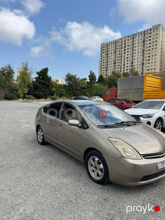 Toyota Prius, 1.5 L, 1.3 kWh, 2006 il, 300 000 km — Avtomobillər, Bakı (2)