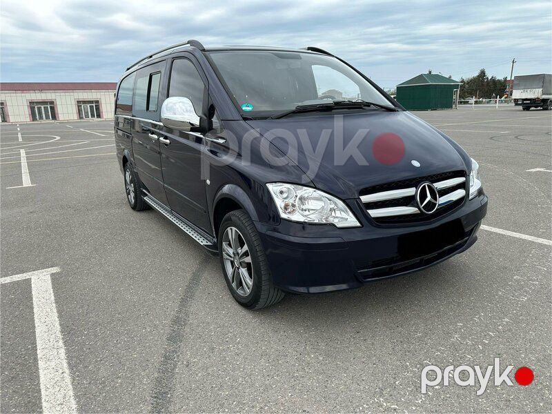 Mercedes Viano — Minik avtomobili icarəsi, Bakı (2)
