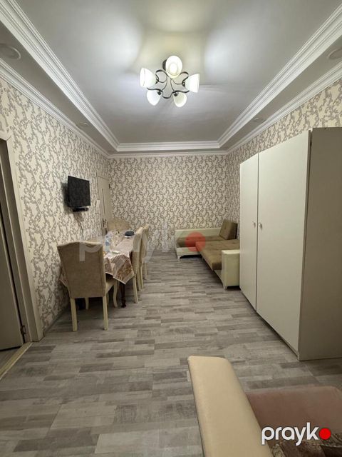 Satılır 2 otaqlı köhnə tikili 45 m² — Bakı
