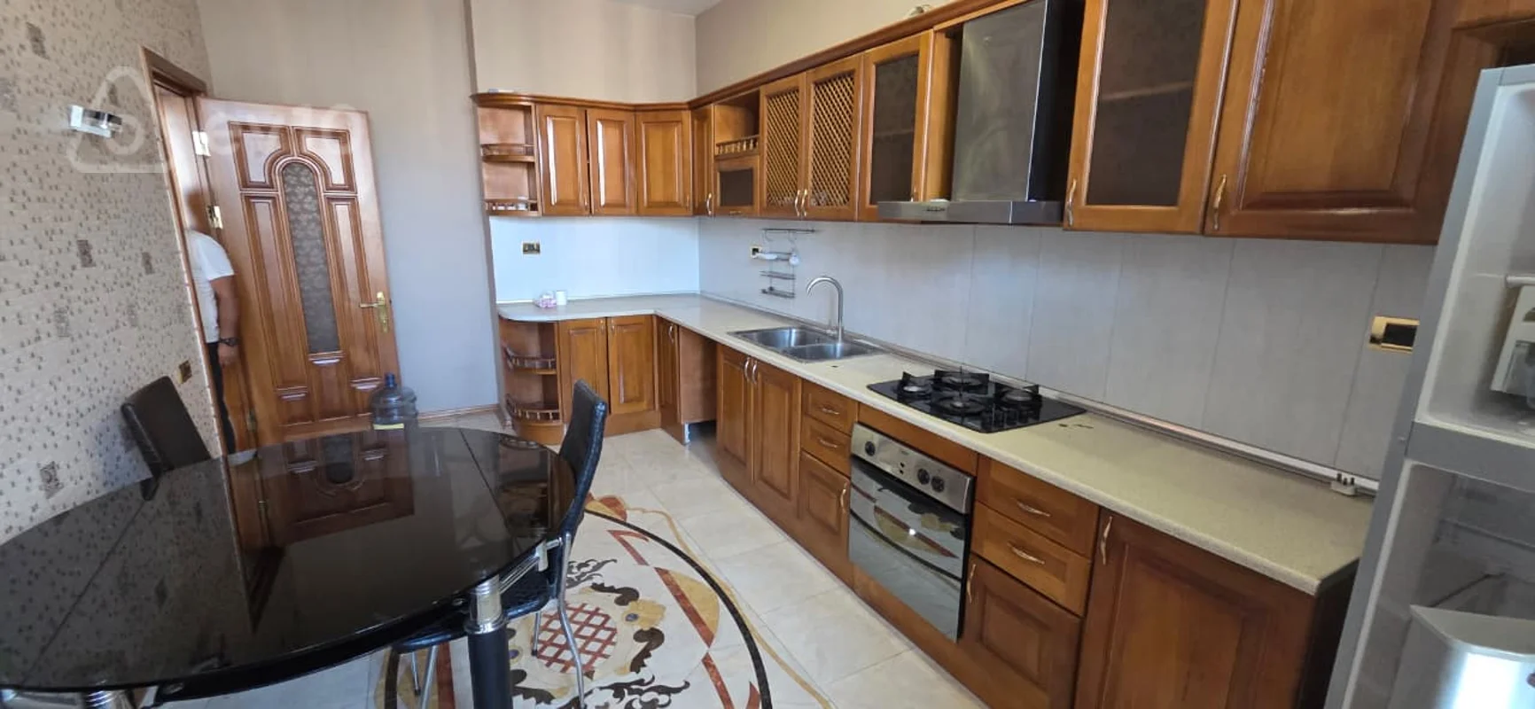 4 otaqlı mənzil, 200 m², Rəşid behbudov kç — Mənzil, Bakı (5)