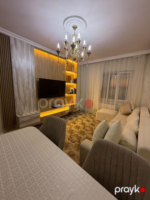 Satılır 3 otaqlı köhnə tikili 65 m² — Bakı