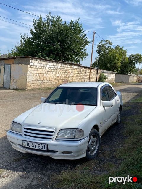 Mercedes C 200, 2.0 L, 1998 il, 380 000 km — Qazax