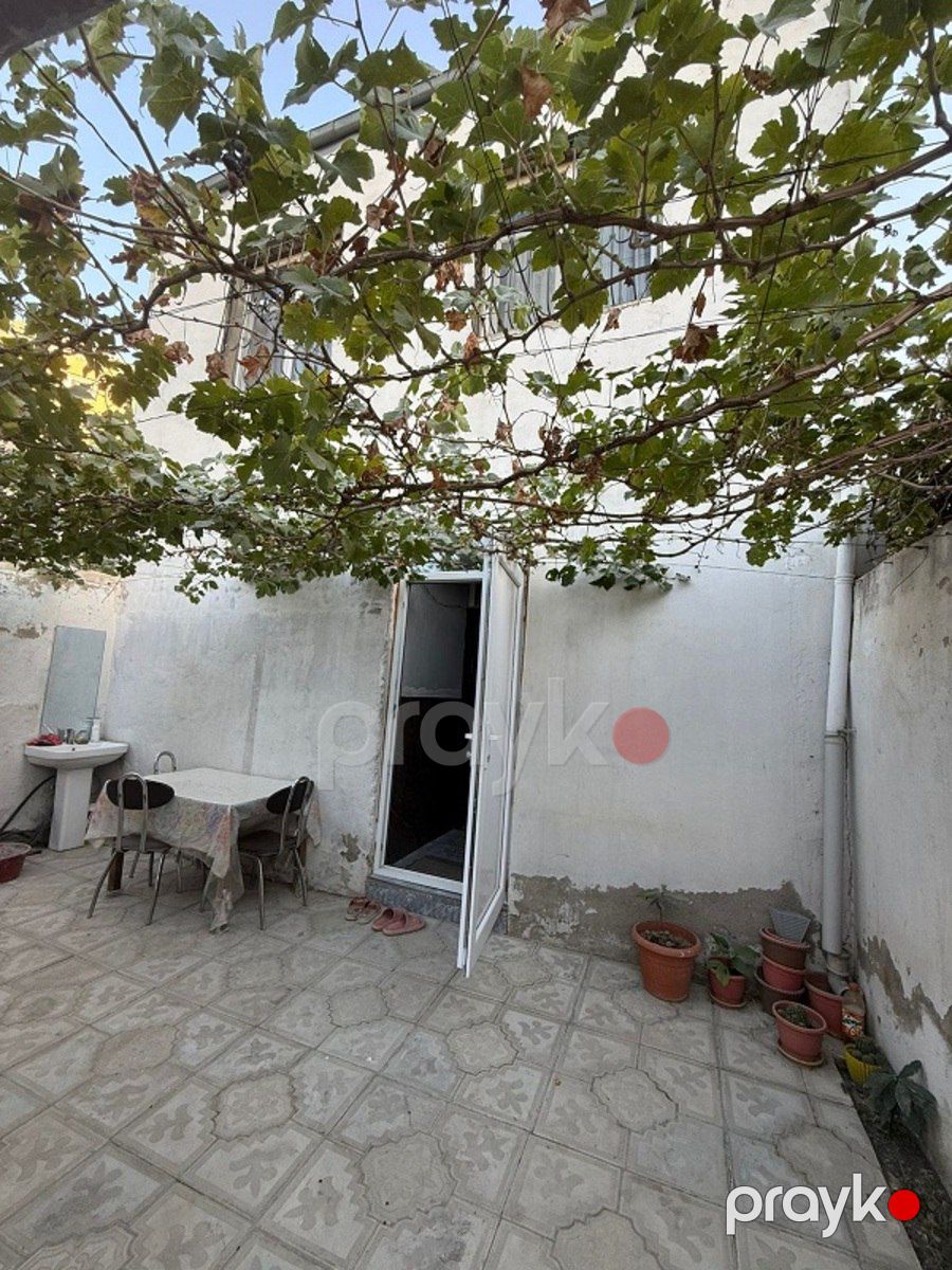 Satılır 4 otaqlı həyət evi/bağ evi 200 m² — Ev, villa, Bakı (2)
