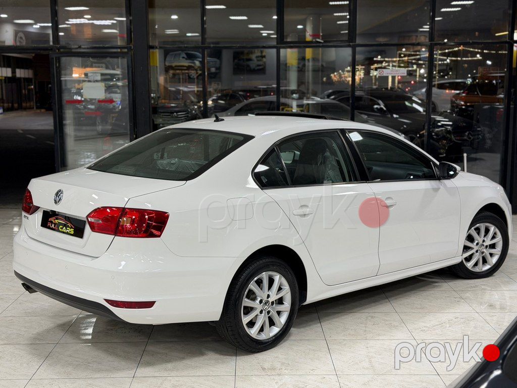 Volkswagen Jetta, 2.0 L, 2012 il, 78 068 km — Avtomobillər, Sumqayıt (9)