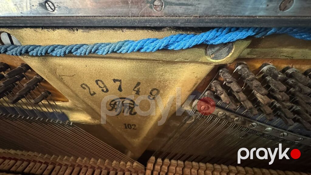 Upright piano – “Kuban” (Краснодар) markalı Xüsusiyyətlər: - Korpus — Pianino və digər klaviş alətləri, Bakı (4)