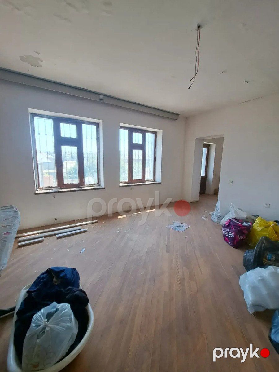 Satılır 5 otaqlı həyət evi/bağ evi 200 m² — Ev, villa, Bakı (9)