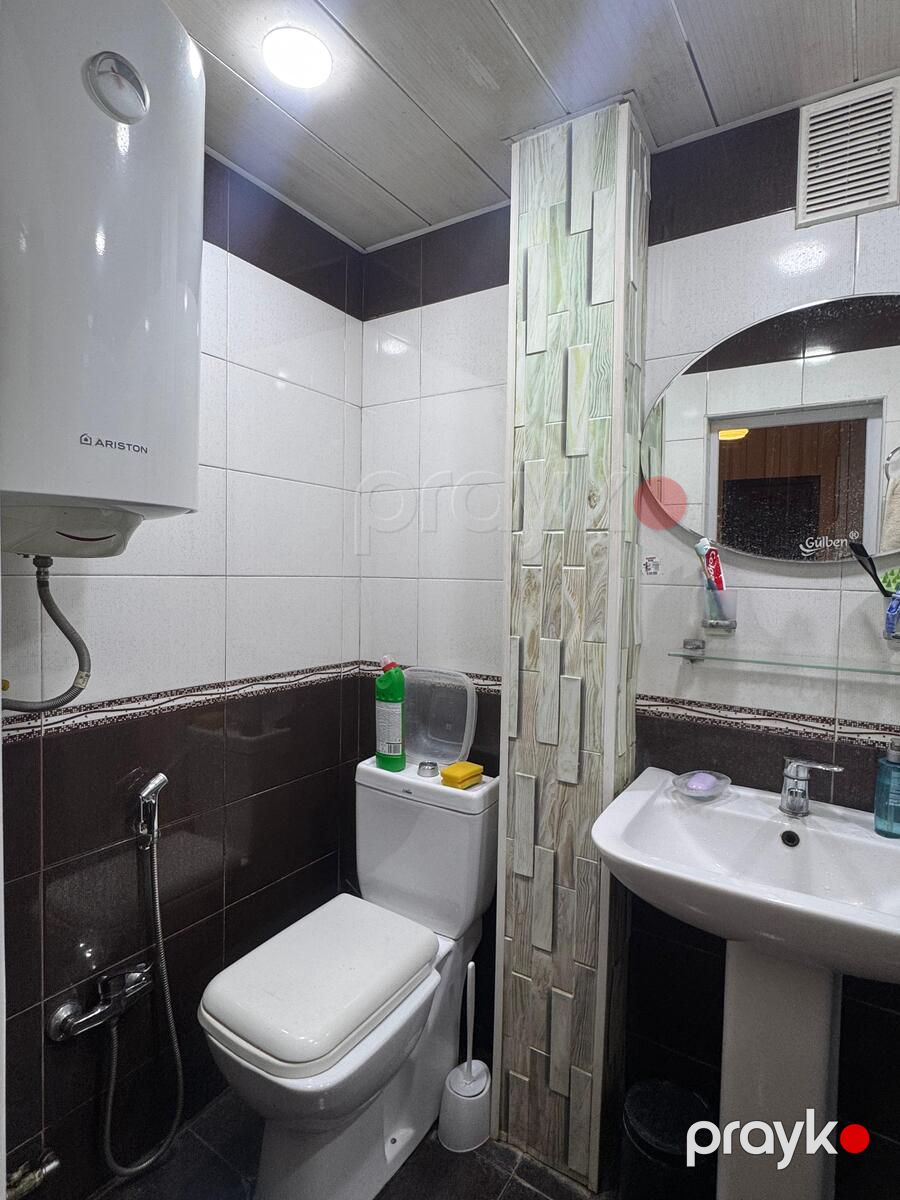 Satılır 2 otaqlı köhnə tikili 46.7 m² — Mənzil, Bakı (2)