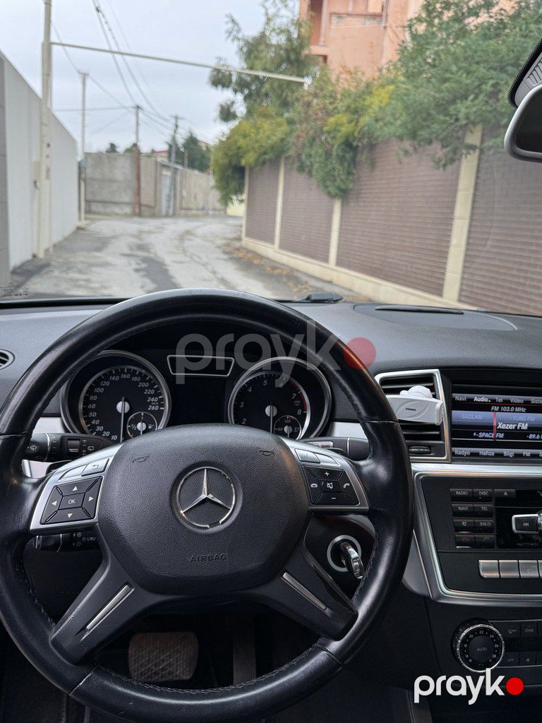 Mercedes ML 350 4MATIC, 3.5 L, 2013 il, 140 000 km — Avtomobillər, Bakı (4)