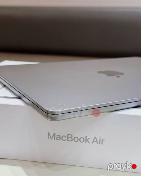 MacBook Air 15.3-inch M4 16/512GB — Bakı
