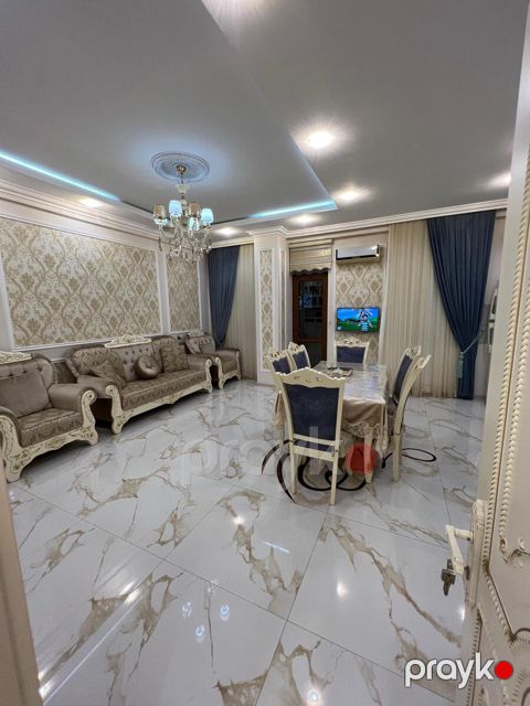 İcarəyə verilir 3 otaqlı yeni tikili 200 m² — Bakı