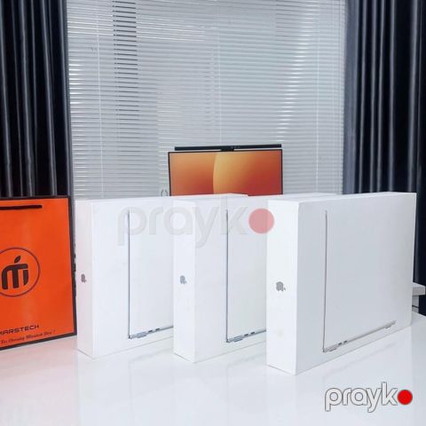 Apple Macbook M5 Air 15 1TB — Bakı