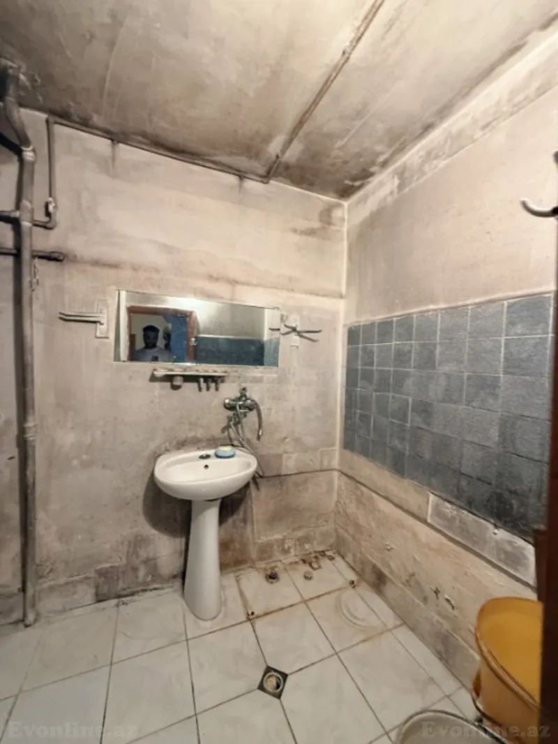 Satılır 3 otaqlı Mənzil Köhnə tikili 82 m² Bakı, Xətai r., Əhmədli m — Mənzil, Bakı (7)