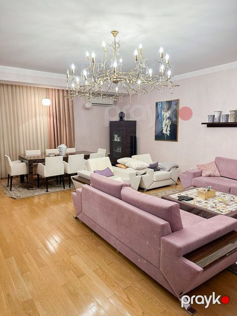 Satılır 4 otaqlı yeni tikili 195 m² — Bakı