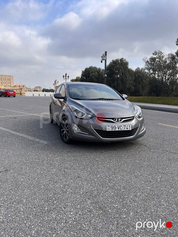 Hyundai Elantra — Minik avtomobili icarəsi, Bakı (4)