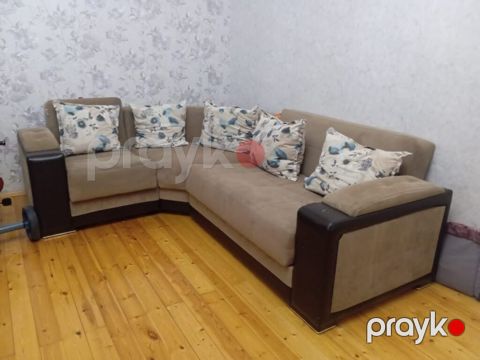 Divan, İşlənmiş — Bakı