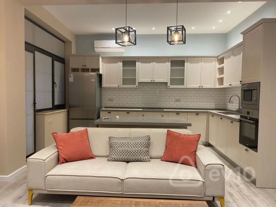 3 otaqlı mənzil, 130 m², Zahid Xəlilov küçəsi — kirayə — Mənzil, Bakı (6)