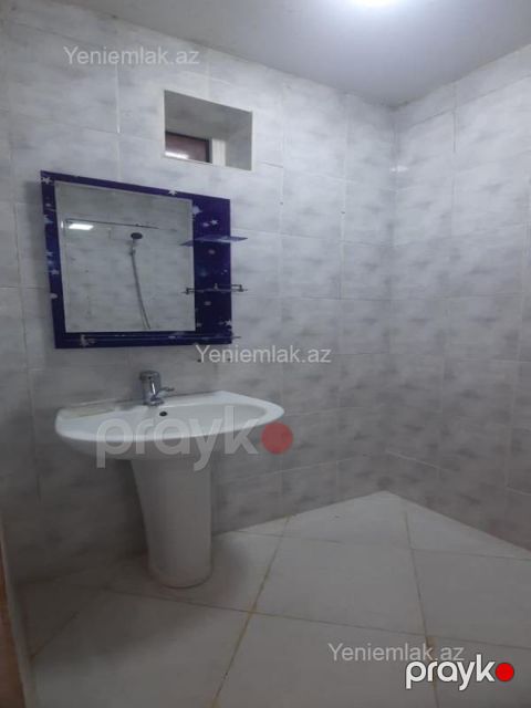 Satılır 2 otaqlı Bina evi menzil (Köhnə tikili), 56 m², 11-ci mikrorayon — Sumqayıt