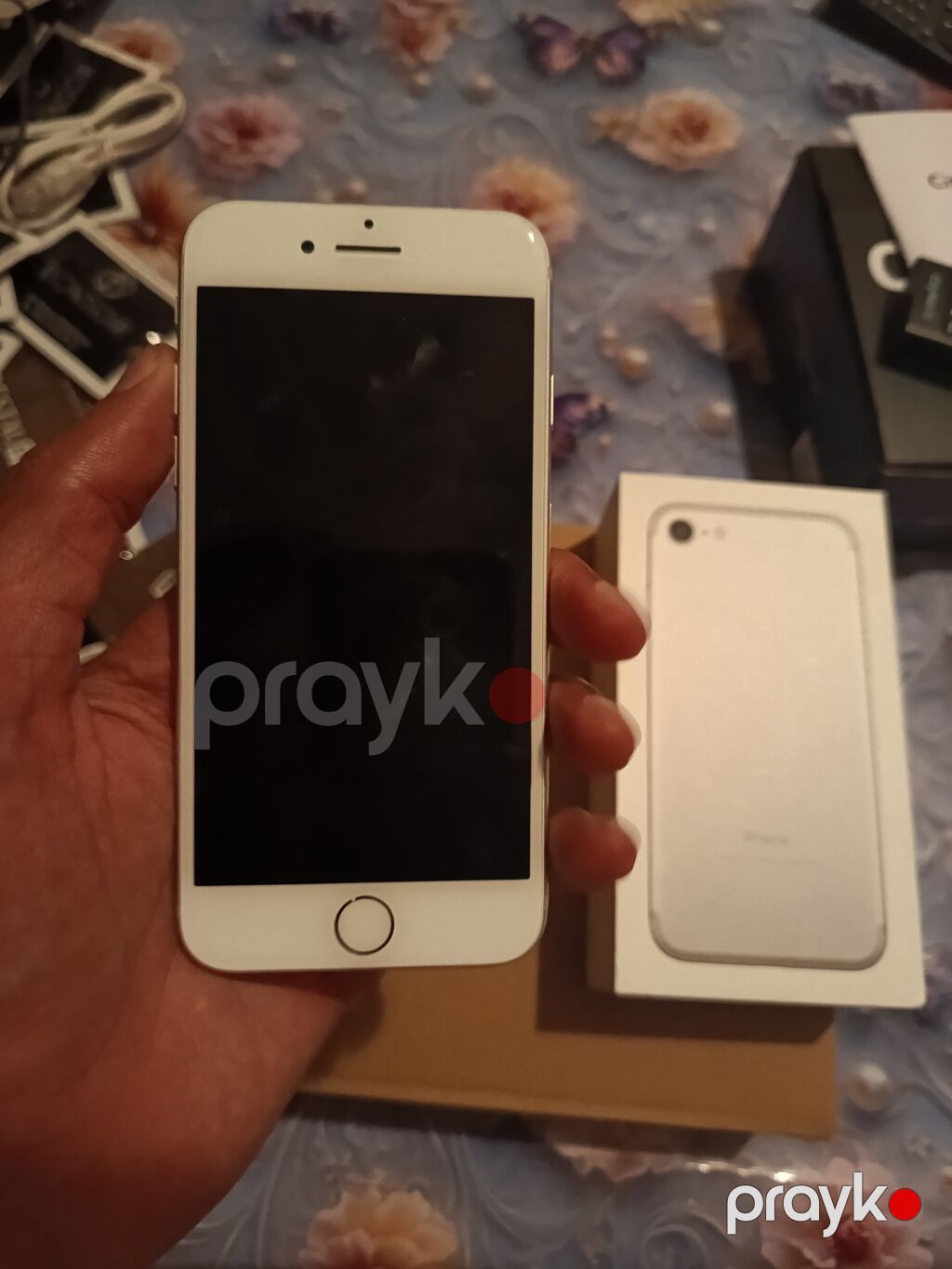 IPhone 7, Gümüşü, Barmaq izi — Apple iPhone, Pirəkəşkül (4)