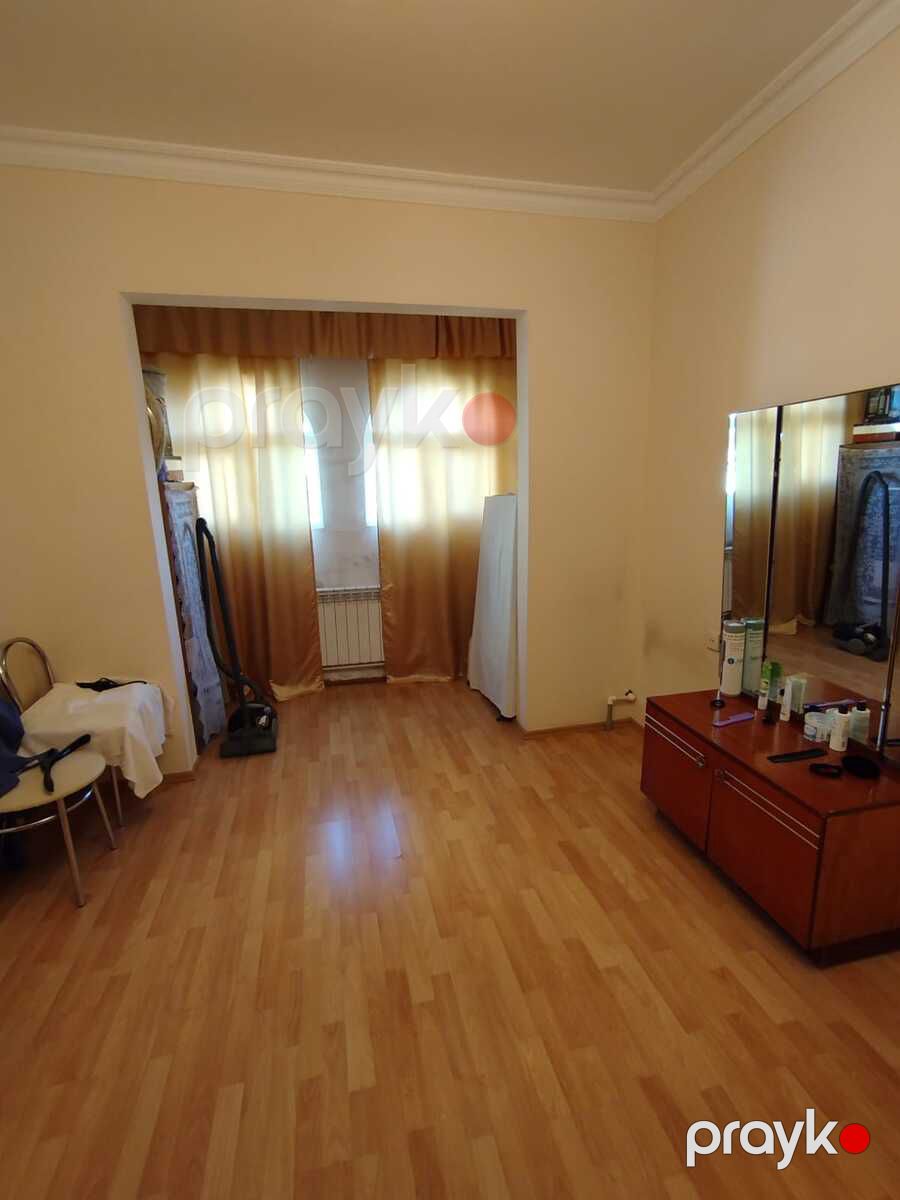 Satılır 4 otaqlı köhnə tikili 104 m² — Mənzil, Bakı (11)