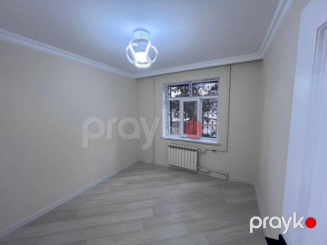Satılır 4 otaqlı köhnə tikili 110 m² — Mənzil, Bakı (8)