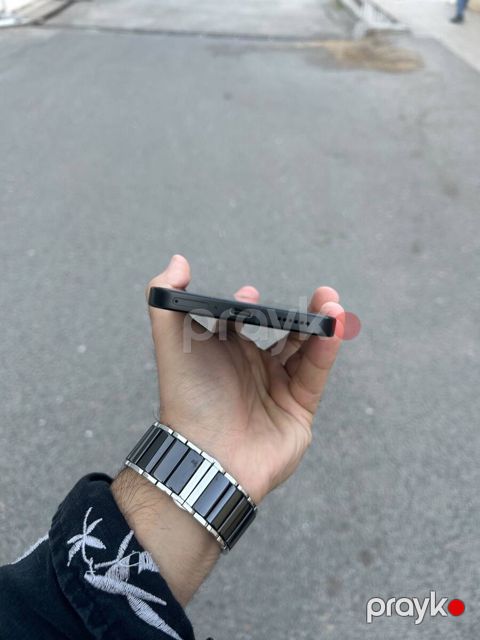 Xiaomi Poco F7 Black 512GB/12GB — Bakı