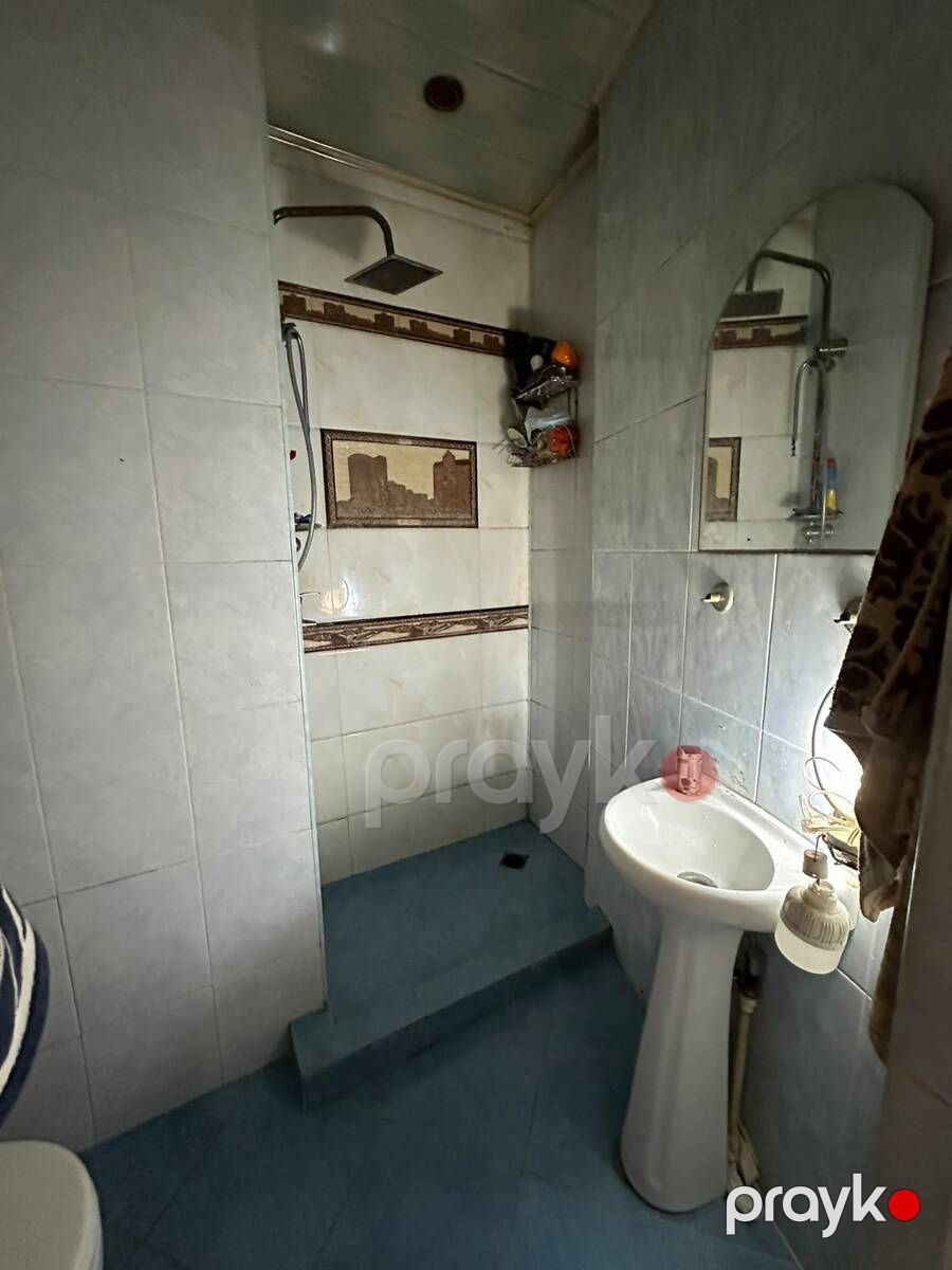 Satılır 1 otaqlı köhnə tikili 40 m² — Mənzil, Bakı (11)