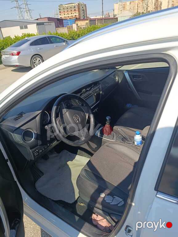 Toyota Auris, 1.3 L, 2015 il, 190 000 km — Avtomobillər, Bakı (9)
