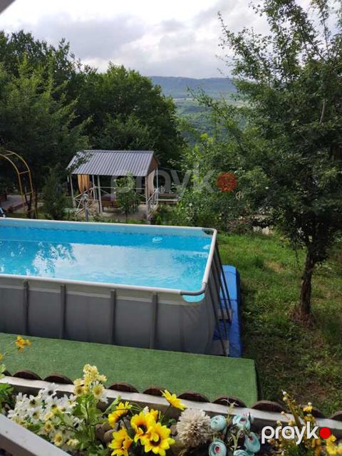 Bağ evi kirayə verilir, Qəçrəş k — Quba