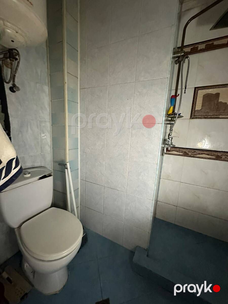 Satılır 1 otaqlı köhnə tikili 40 m² — Mənzil, Bakı (9)