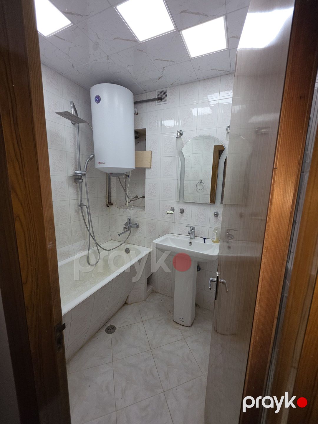 İcarəyə verilir 3 otaqlı köhnə tikili 80 m² — Mənzil, Bakı (11)