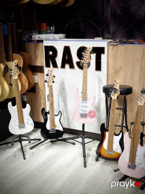 Elektro gitara "KST-Baby" — Bakı