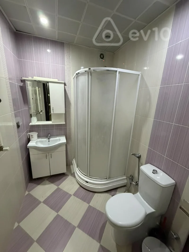 4 otaqlı mənzil, 200 m², nizami metro — kirayə — Mənzil, Bakı (10)