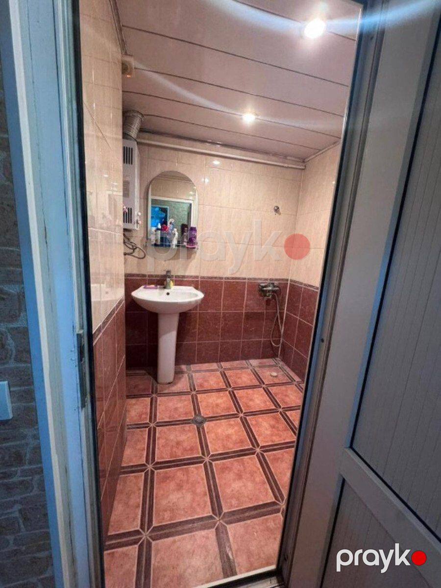 Satılır 2 otaqlı köhnə tikili 60 m² — Mənzil, Bakı (9)