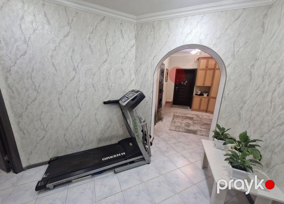 Satılır 4 otaqlı köhnə tikili 118 m² — Mənzil, Bakı (10)