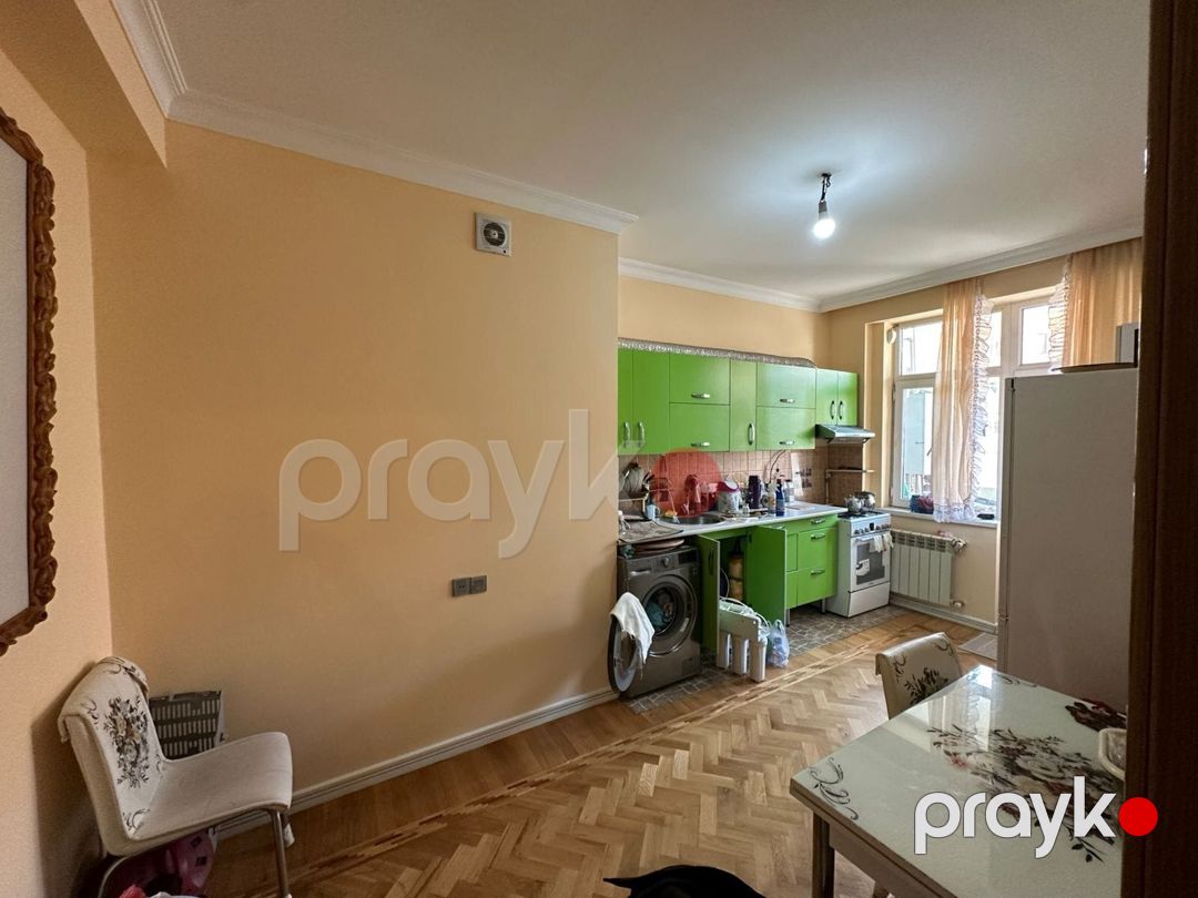 Satılır 2 otaqlı köhnə tikili 89 m² — Mənzil, Bakı (7)