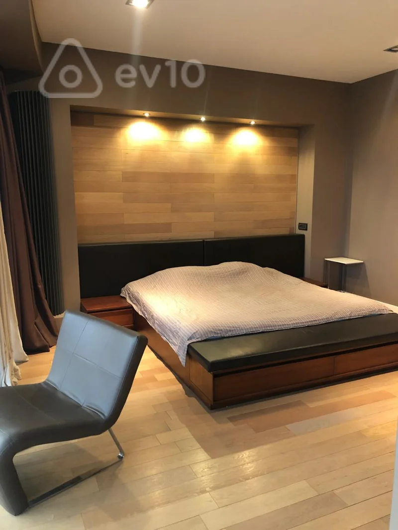 5 otaqlı mənzil, 240 m², Bakı, Rəşid Behbudov küç — Mənzil, Bakı (11)